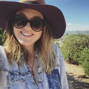 Meet your Posher, Madeline